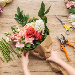 FLORIST CONFECTION BOUQUET